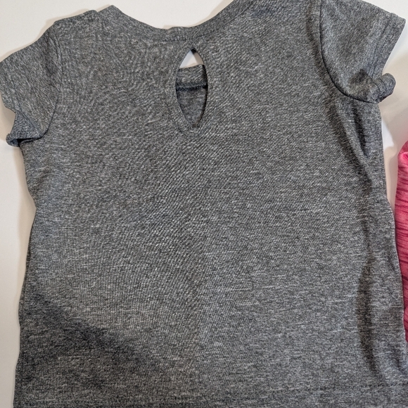 Baby Girl Nike Heather Gray Tee and Pink Shorts Set 12 Months - Picture 5 of 6